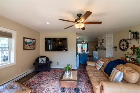 Living - 508 E 4th Ave, Big Timber, MT 59011 photo 5 of 6