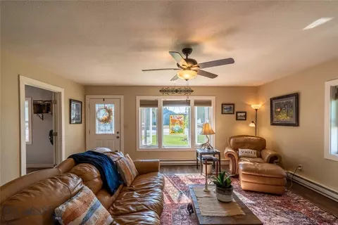 Living - 508 E 4th Ave, Big Timber, MT 59011 photo 3 of 6