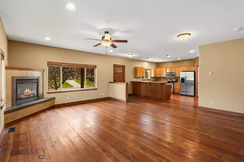 Living - 677 Westgate #A, Bozeman, MT 59718 photo 3 of 4