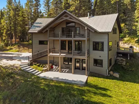 215 Wedeln Dr, Bozeman, MT 59715