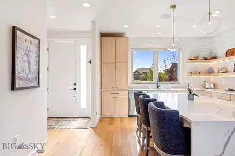 Entry Way - 486 Westgate Ave, Bozeman, MT 59718 photo 3 of 4