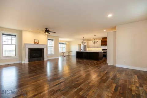 Living - 17 Sharptail Pl, Three Forks, MT 59752 photo 2 of 4