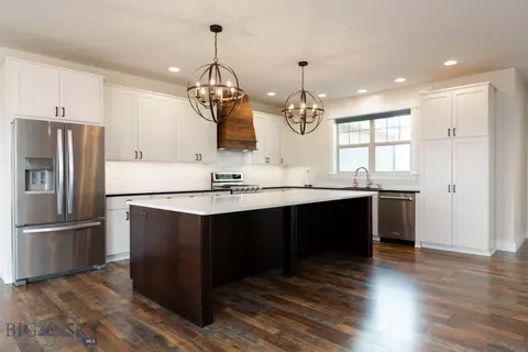 Kitchen - 17 Sharptail Pl, Three Forks, MT 59752 photo 4 of 8