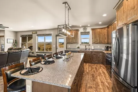 Kitchen - 13 Chisholm Trl, Three Forks, MT 59752 photo 4 of 7