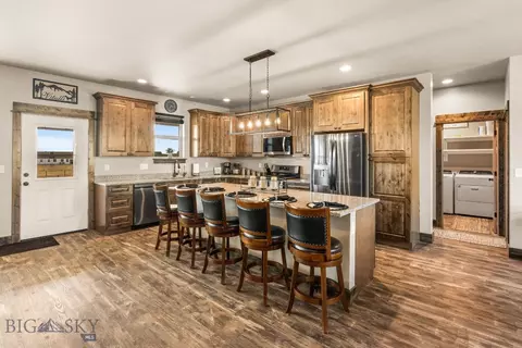 Kitchen - 13 Chisholm Trl, Three Forks, MT 59752 photo 3 of 7