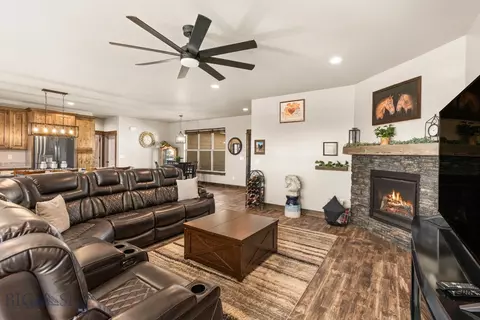 Living - 13 Chisholm Trl, Three Forks, MT 59752 photo 2 of 3