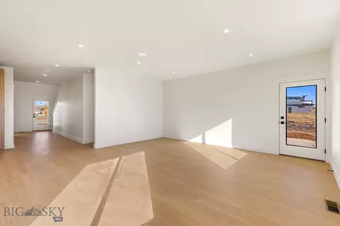 Living - 138 Delano Dr, Bozeman, MT 59718 photo 2 of 3