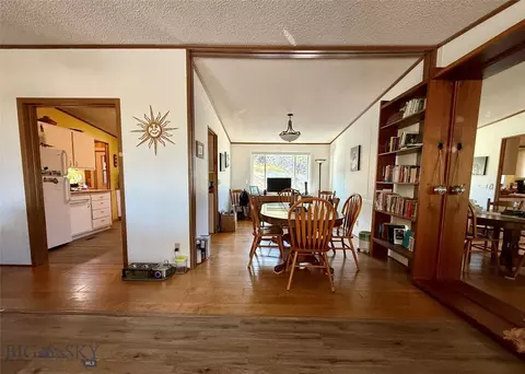 17 Gemini Rd, Emigrant, MT 59027 photo 14