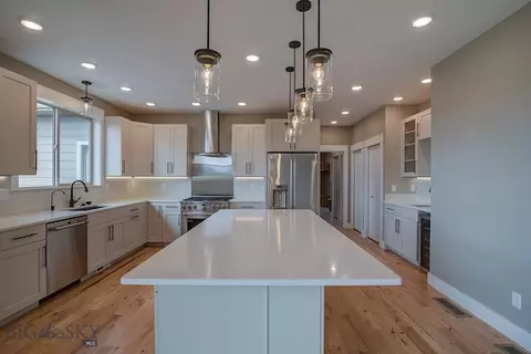 Kitchen - 161 Swayback Ln, Bozeman, MT 59718 photo 1 of 6