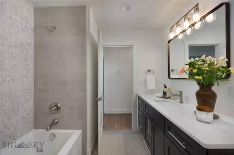Bath - 1233 N 8th Ave, Bozeman, MT 59715 photo 3 of 4