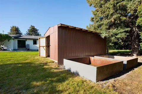 Exterior - 1233 N 8th Ave, Bozeman, MT 59715 photo 3 of 6