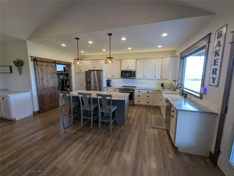 632 Stewart Loop, Bozeman, MT 59718 photo 9