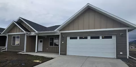 1110 Falcon Ridge Blvd, Belgrade, MT 59714