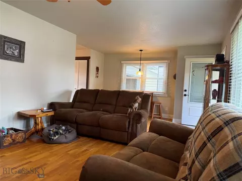704 Hooper, Big Timber, MT 59011 photo 8