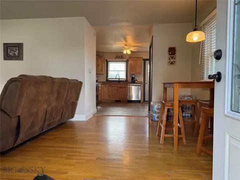 704 Hooper, Big Timber, MT 59011 photo 7
