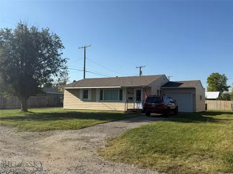 704 Hooper, Big Timber, MT 59011 photo 3