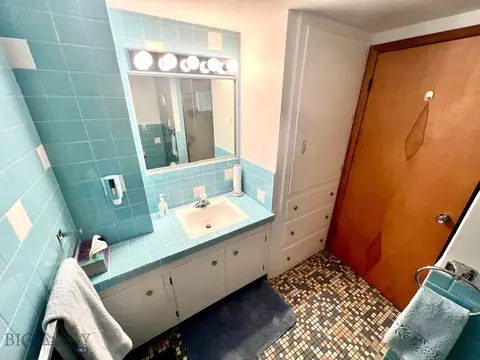 Bath - 805 E Orr St, Dillon, MT 59725 photo 7 of 7
