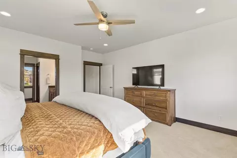 Bedroom - 18 Oxbow Ln, Manhattan, MT 59741 photo 3 of 9