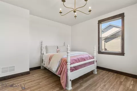Bedroom - 18 Oxbow Ln, Manhattan, MT 59741 photo 5 of 9