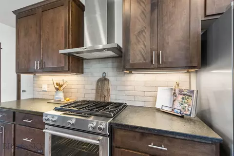 Kitchen - 18 Oxbow Ln, Manhattan, MT 59741 photo 3 of 5