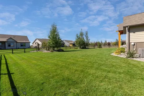 Exterior - 18 Oxbow Ln, Manhattan, MT 59741 photo 1 of 5