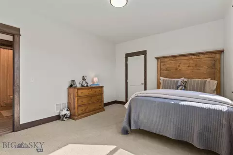 Bedroom - 18 Oxbow Ln, Manhattan, MT 59741 photo 6 of 9