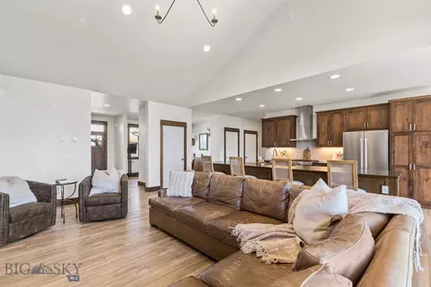 Living - 18 Oxbow Ln, Manhattan, MT 59741 photo 7 of 7