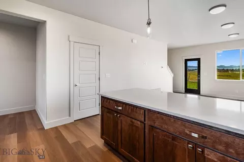 38 Horseshoe Loop, Bozeman, MT 59718 photo 6
