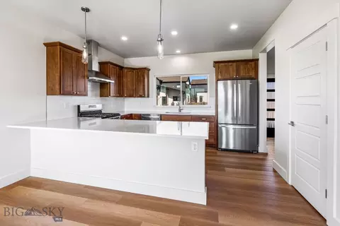 38 Horseshoe Loop, Bozeman, MT 59718 photo 7