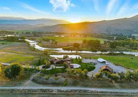 201 Cotton Willow Rd, Melrose, MT 59743