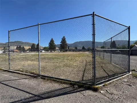 2400 Silver Bow St, Butte, MT 59701 photo 7
