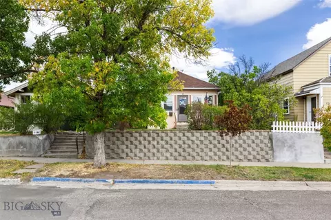 211 S E St, Livingston, MT 59047