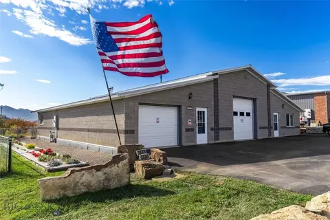1801 Sun Ave, Livingston, MT 59047