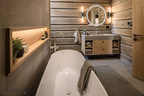 Bath - 2673 Ousel Falls Rd, Big Sky, MT 59716 photo 12 of 14