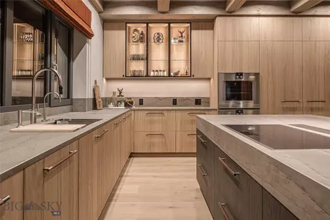 Kitchen - 2673 Ousel Falls Rd, Big Sky, MT 59716 photo 6 of 7