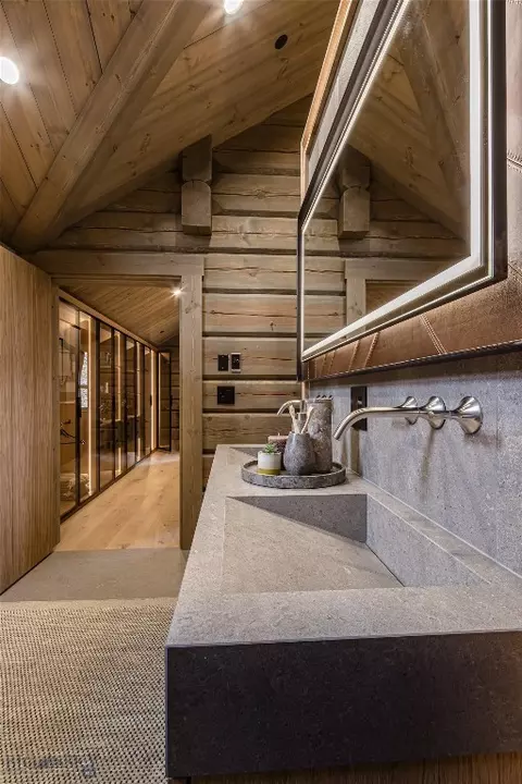 Bath - 2673 Ousel Falls Rd, Big Sky, MT 59716 photo 7 of 14