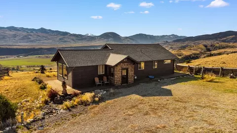 Exterior - 18 Libra Dr, Emigrant, MT 59027 photo 15 of 15
