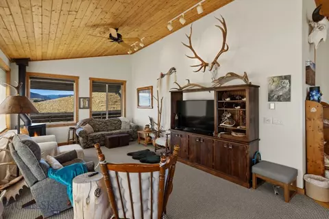 Living - 18 Libra Dr, Emigrant, MT 59027 photo 1 of 7