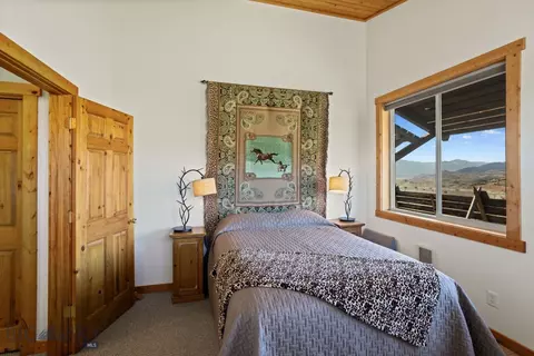 Bedroom - 18 Libra Dr, Emigrant, MT 59027 photo 9 of 9
