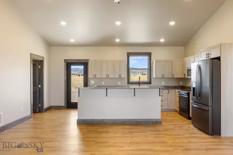 Kitchen - 5 Wanda Way, Ennis, MT 59729 photo 2 of 6