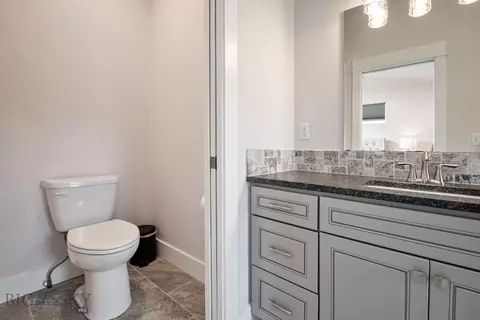 Bath - 520 Valley Dr, Bozeman, MT 59718 photo 9 of 13