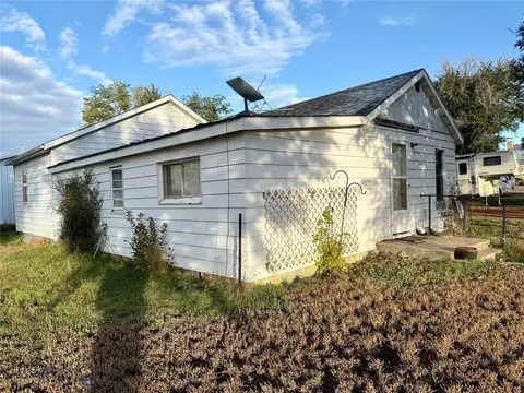 421 N Trautman Ave, Broadus, MT 59317 photo 2