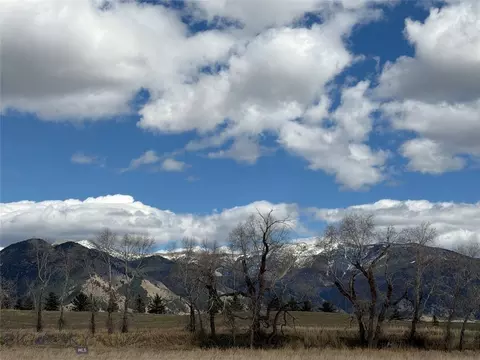 5774 Wavy Leaf Way, Bozeman, MT 59718