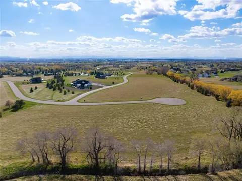 5774 Wavy Leaf Way, Bozeman, MT 59718 photo 3