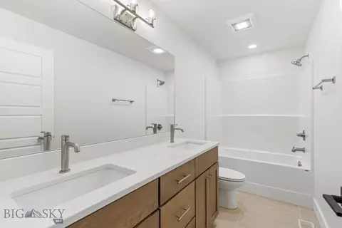 Bath - 4 Delano Dr, Bozeman, MT 59718 photo 6 of 6