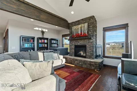 Living - 53 Starview Dr, Three Forks, MT 59752 photo 2 of 3
