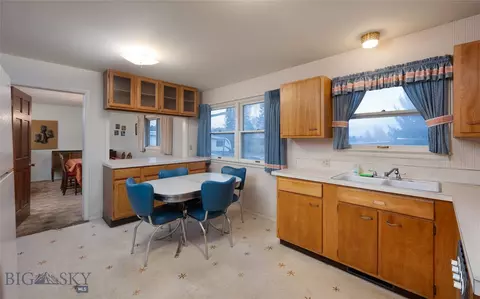 1140 N Cedarview Dr, Bozeman, MT 59715 photo 11