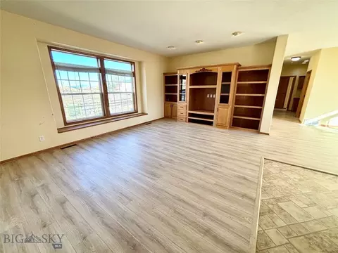 Living - 408 W Reeder St, Dillon, MT 59725 photo 1 of 2