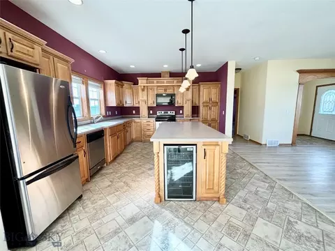 Kitchen - 408 W Reeder St, Dillon, MT 59725 photo 2 of 3