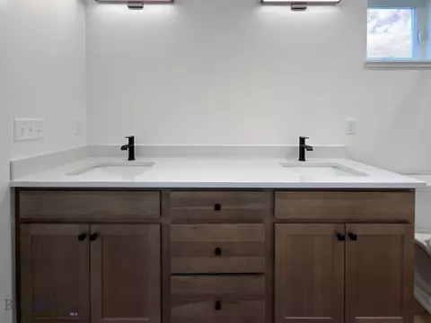 Bath - 500 Wise Way, Belgrade, MT 59714 photo 2 of 5